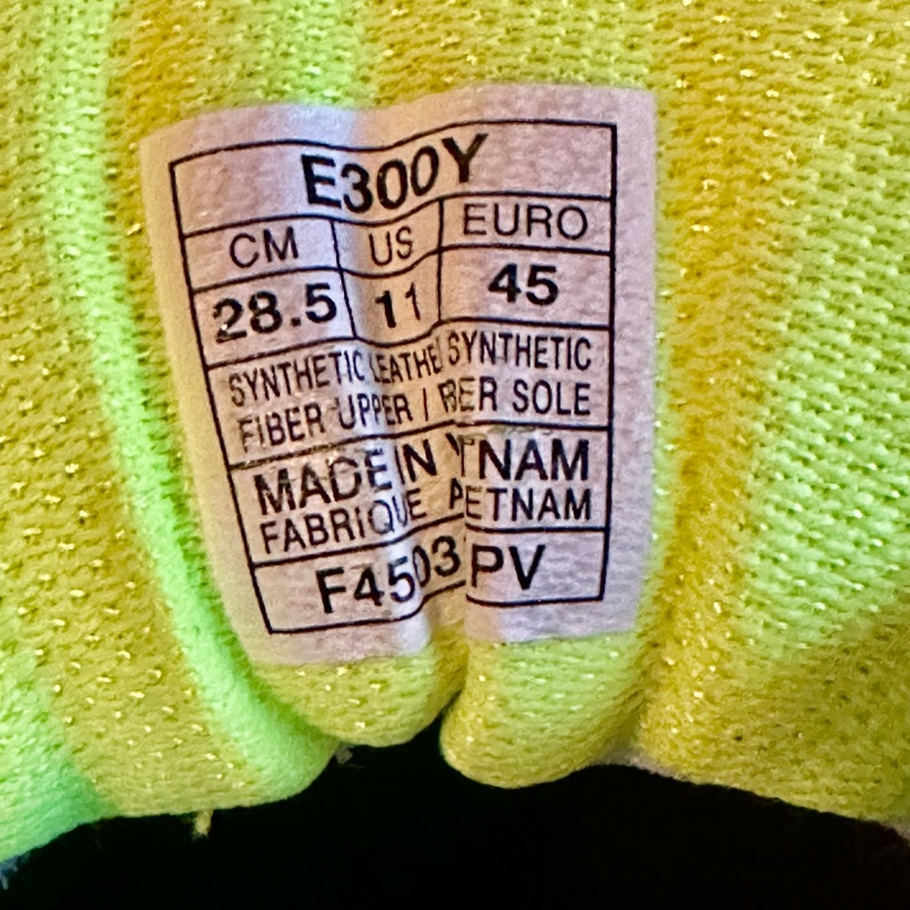 ASICS men’s Gel-Resolution Tennis Shoe - Vibrant Neon Yellow and Black Accents - Picture 9 of 9
